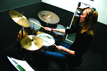 how to practice drums