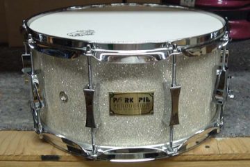 snare drum white